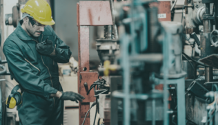 Możesz wypożyczyć pracowników w ramach usług agencji zatrudnienia lub firmy outsourcingowej.